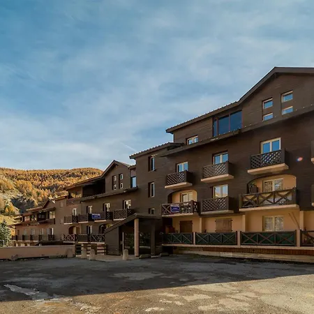 Le Schuss 5 N62 St4 Allos